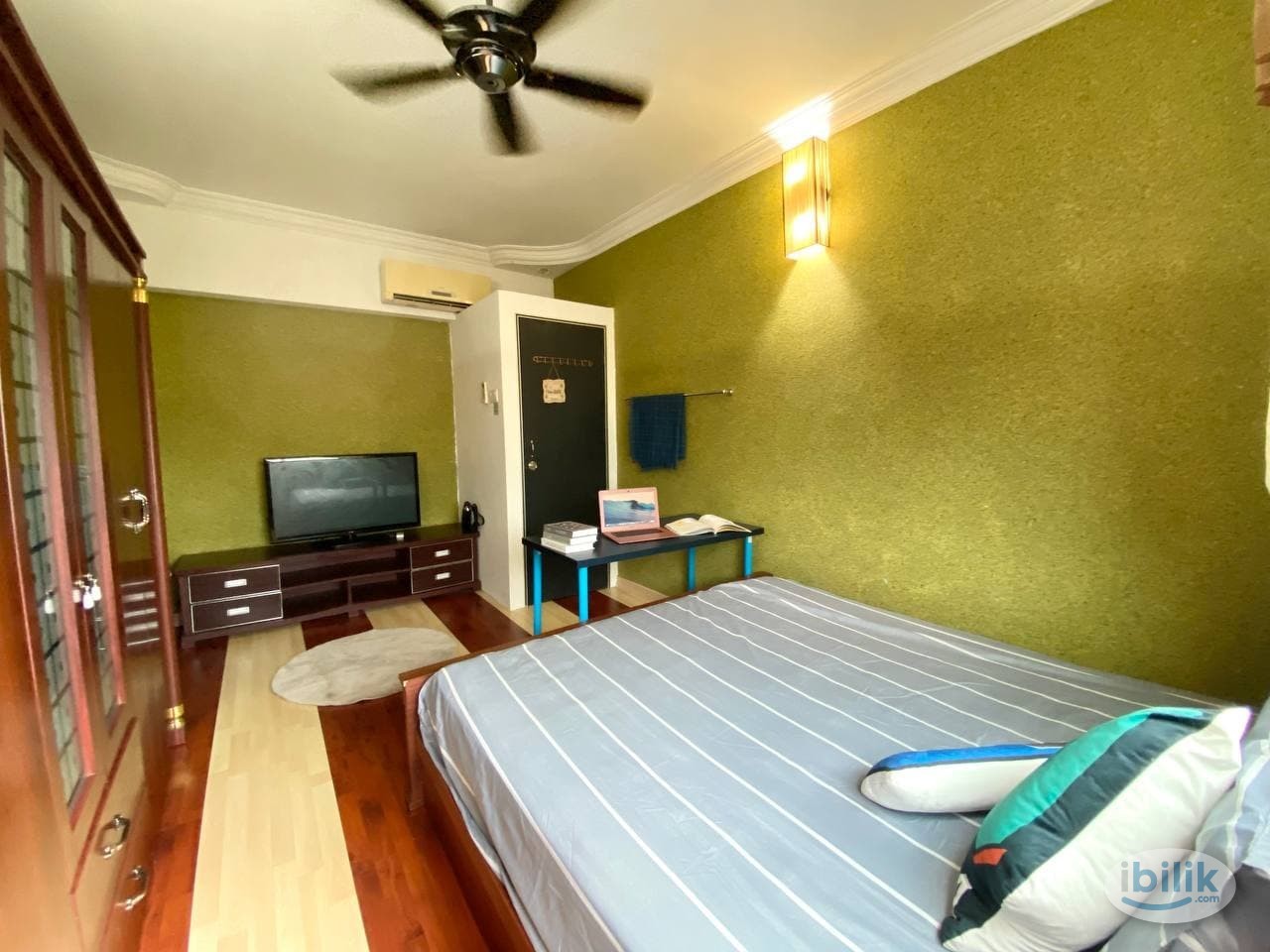 Zero Deposit Large Medium Room at Bistari Condominium Room For Rent in