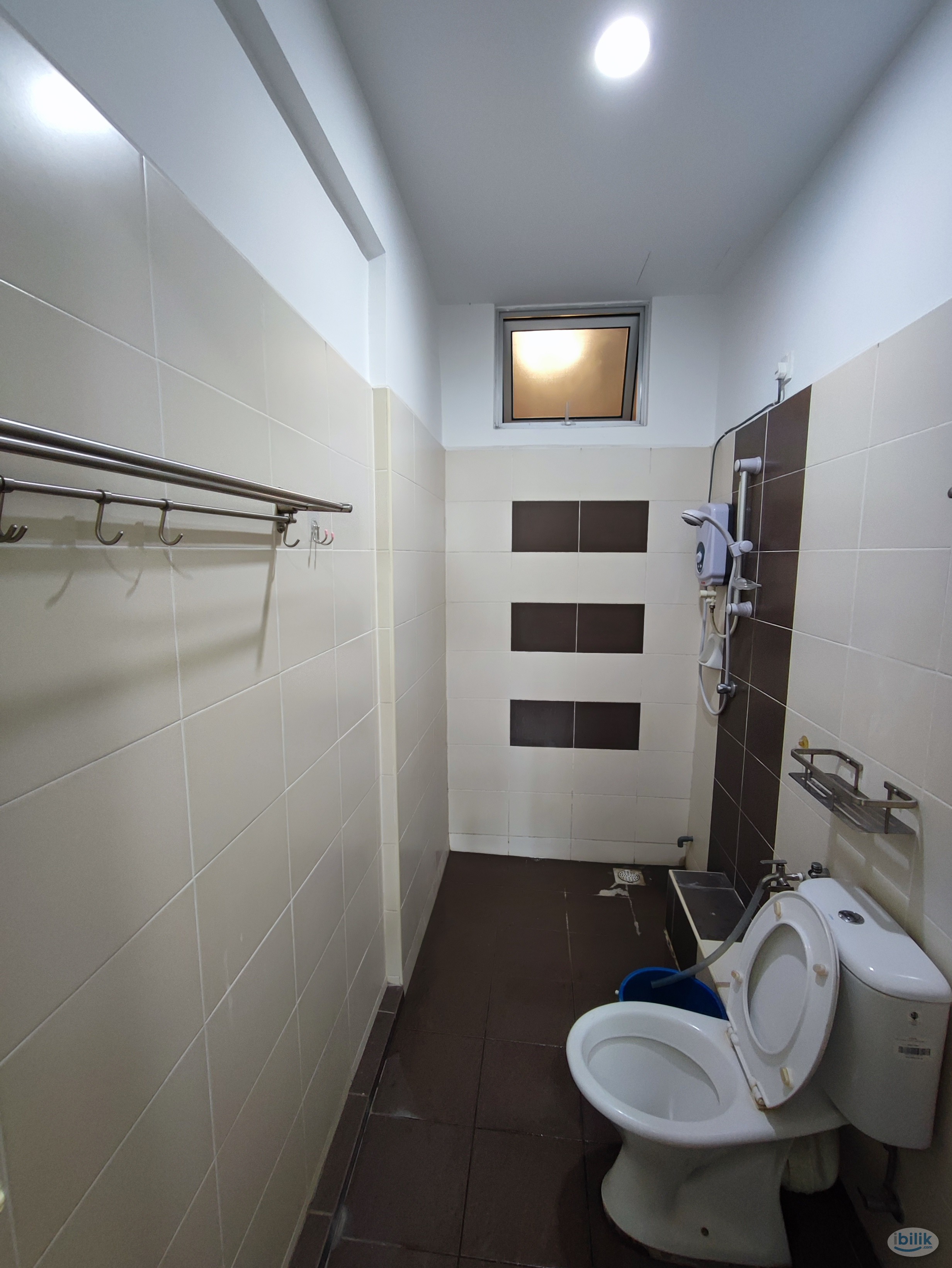 Image 2 of Cozy Middle Room at Pangsapuri Mesra Jaya Butterworth - Room rental in 