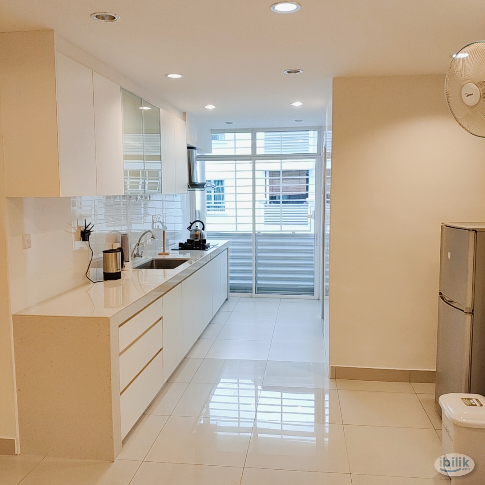 BIG Cosy Master Room, 24H Safe Security near The Mines, Sg Besi Indah