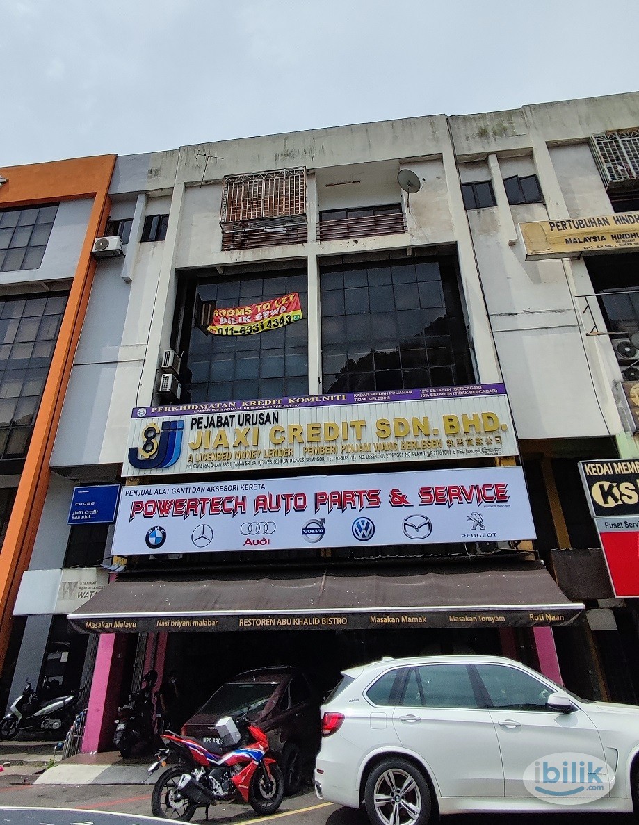 Single Room (R5) Jalan SBC 1, Taman Seri Batu Caves, near Giant Bt