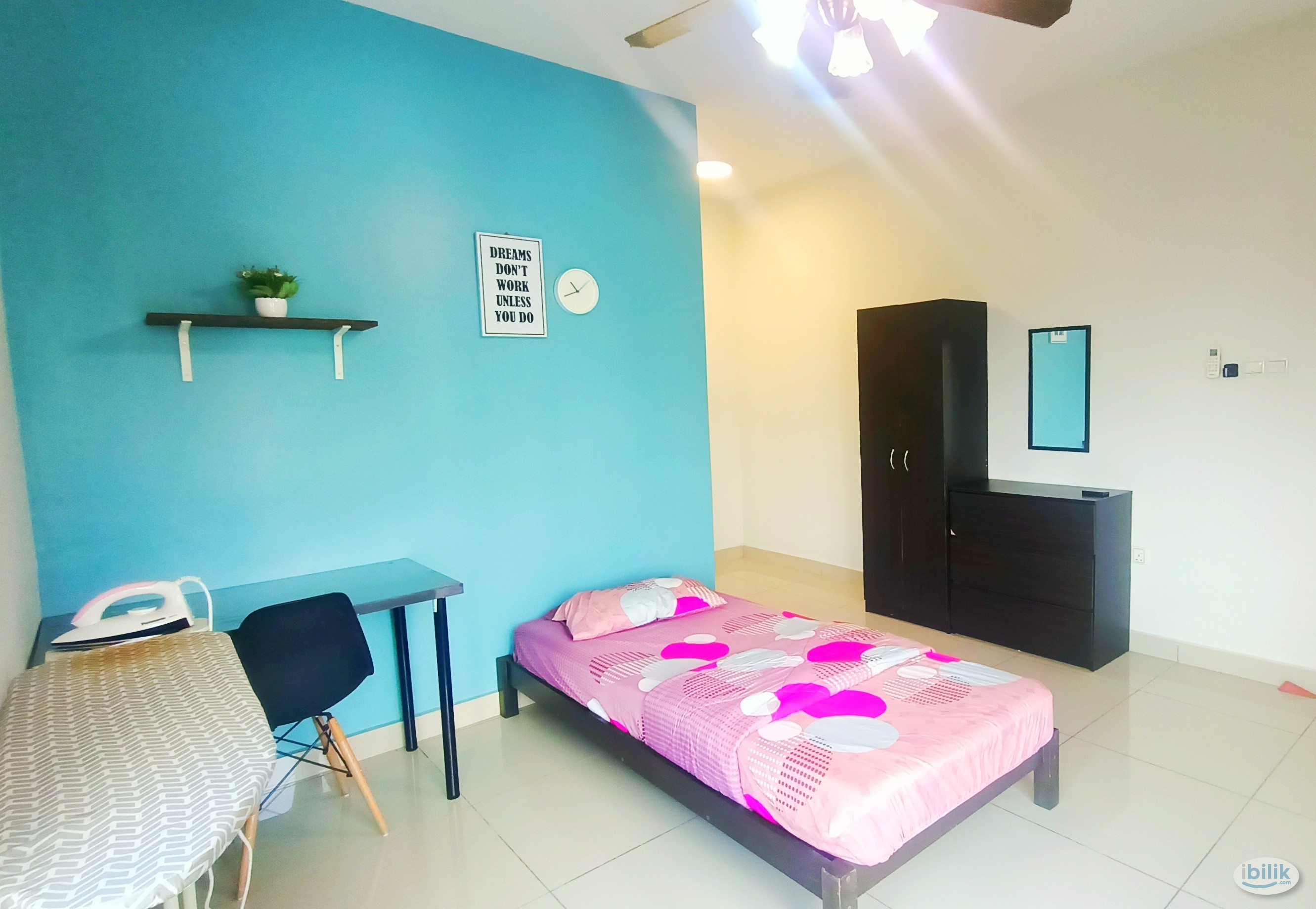 Fully Furnished Master Room with Private Toilet Bill Included