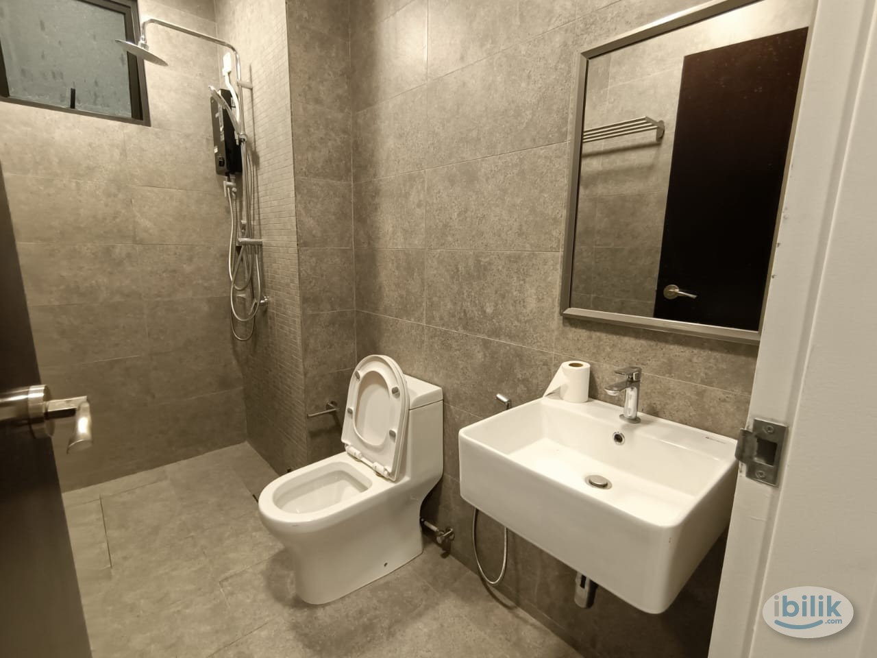 Master Room at The Birch, Jalan Ipoh Room For Rent in