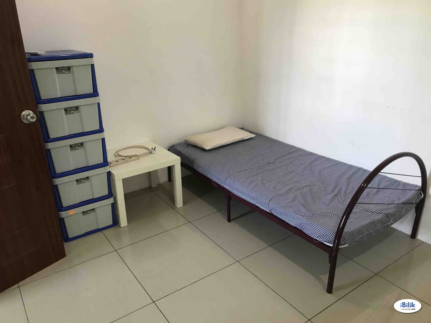 Room at Gurney Drive, Penang Room For Rent in