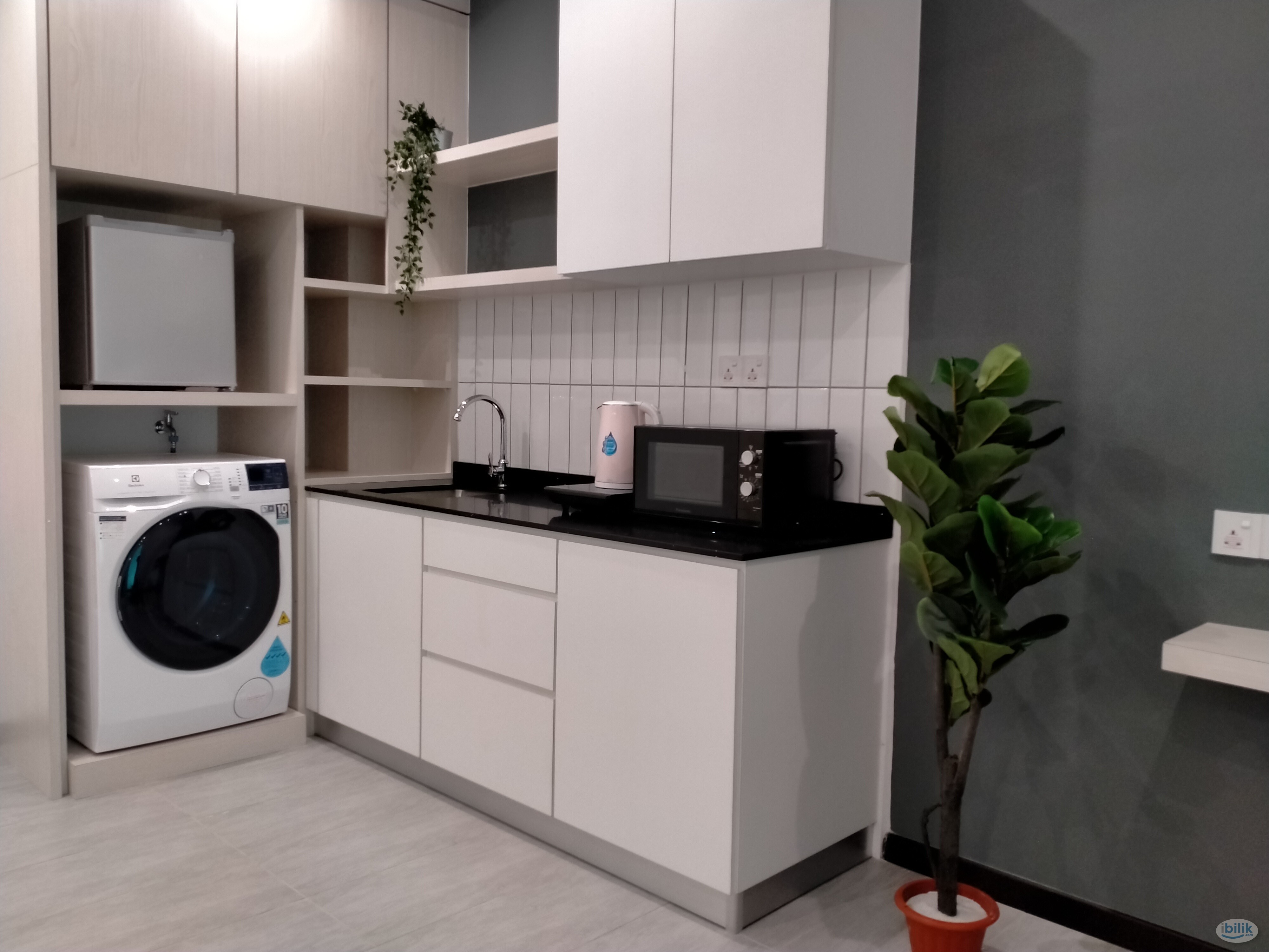 Image 3 of Utropolis Sensasi at Batu Kawan for Rent, Fully Furnished, beside Design Village and UOW - Room rental in 
