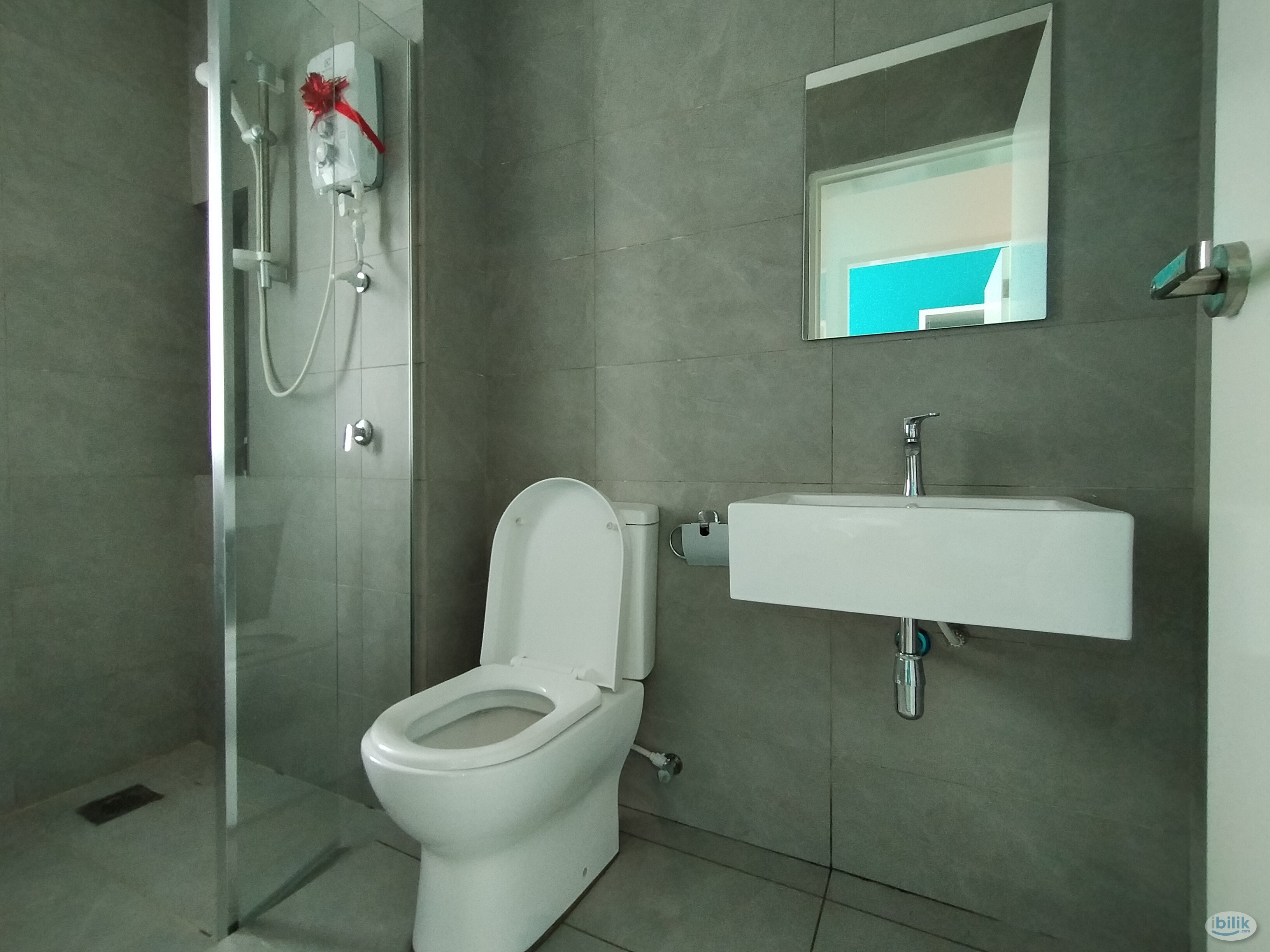 Image 5 of Utropolis Sensasi at Batu Kawan for Rent, Fully Furnished, beside Design Village and UOW - Room rental in 