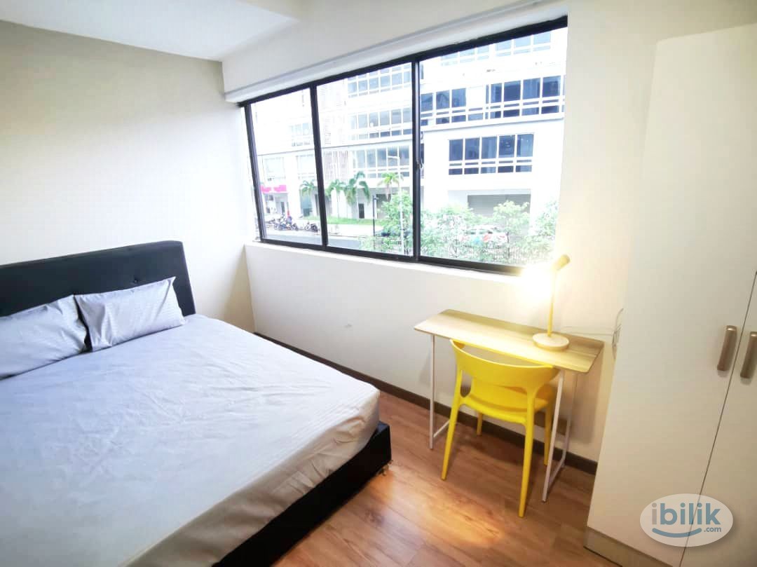 Live Right in Front of MRT Kentonmen 🚇 Coliving Hotel Room with