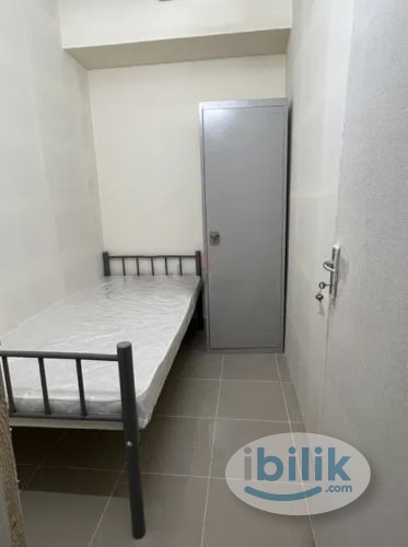 Image 1 of hostel room at glomac centro - Room rental in 