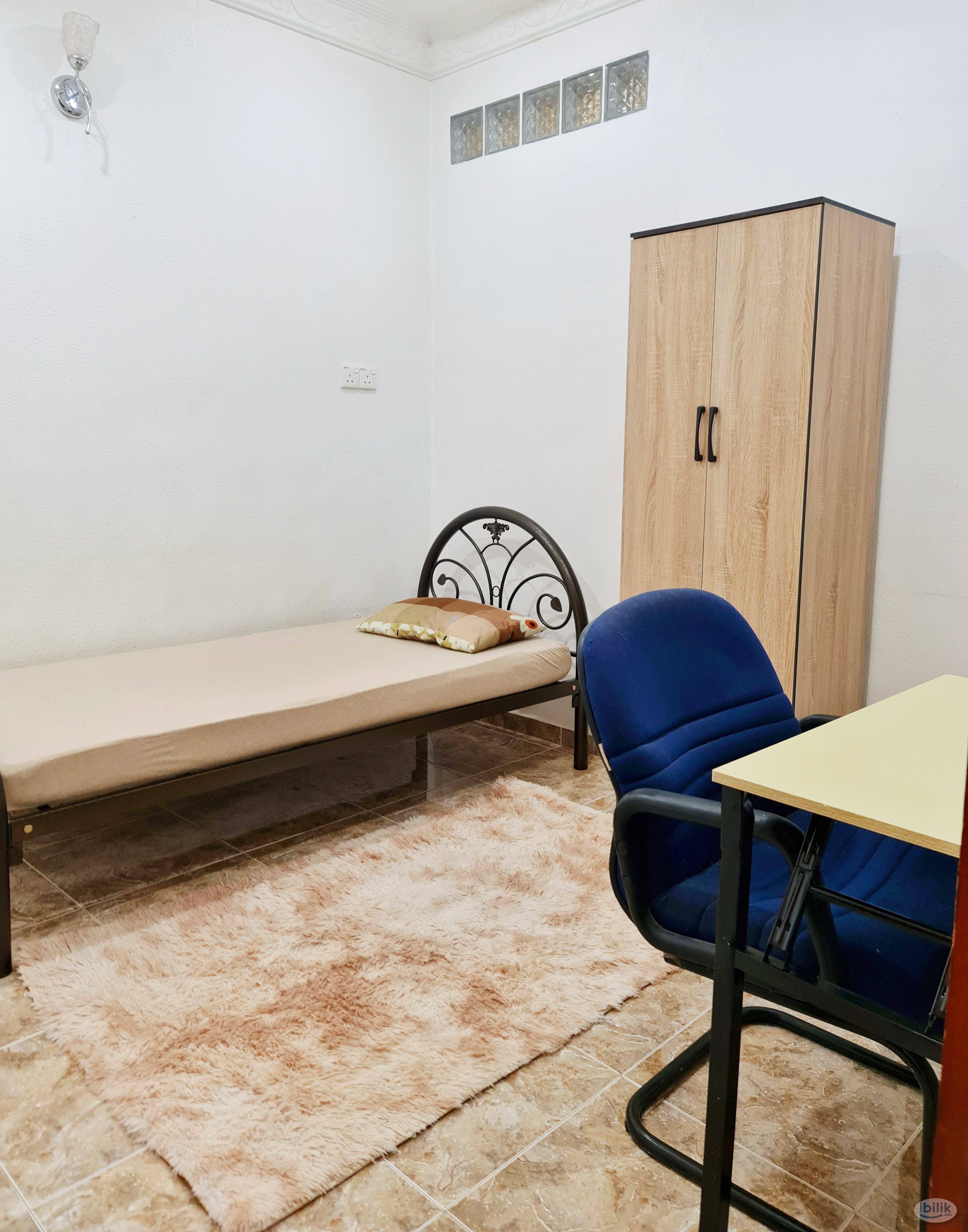 Aircon Room near Hospital Sultanah Bahiyah, Alor Setar Room For Rent in