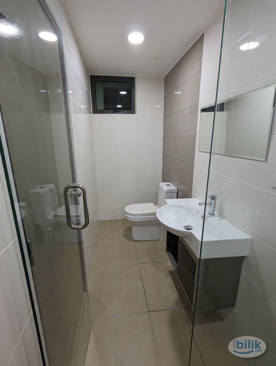 (Female Only Unit) Master Room at The Birch, Jalan Ipoh Fully Furnish