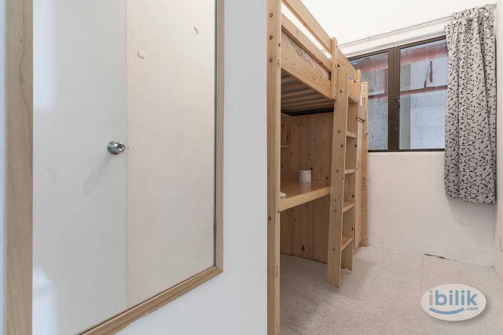 Image 5 of Single Room at Chinatown, Central Area - Room rental in 