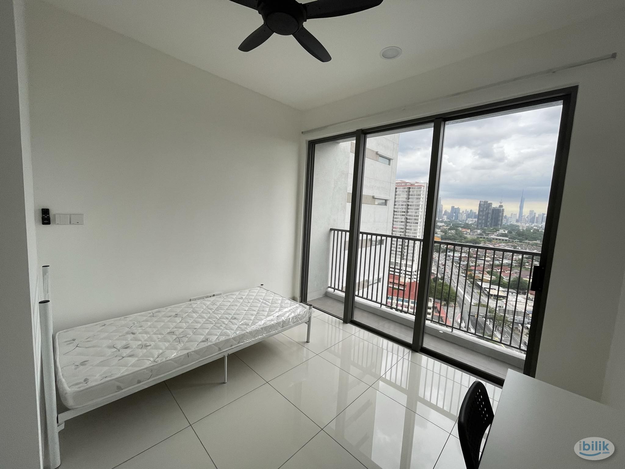 [FEMALE ONLY] Balcony Room KLCC View at Sentul, Kuala Lumpur near Jalan