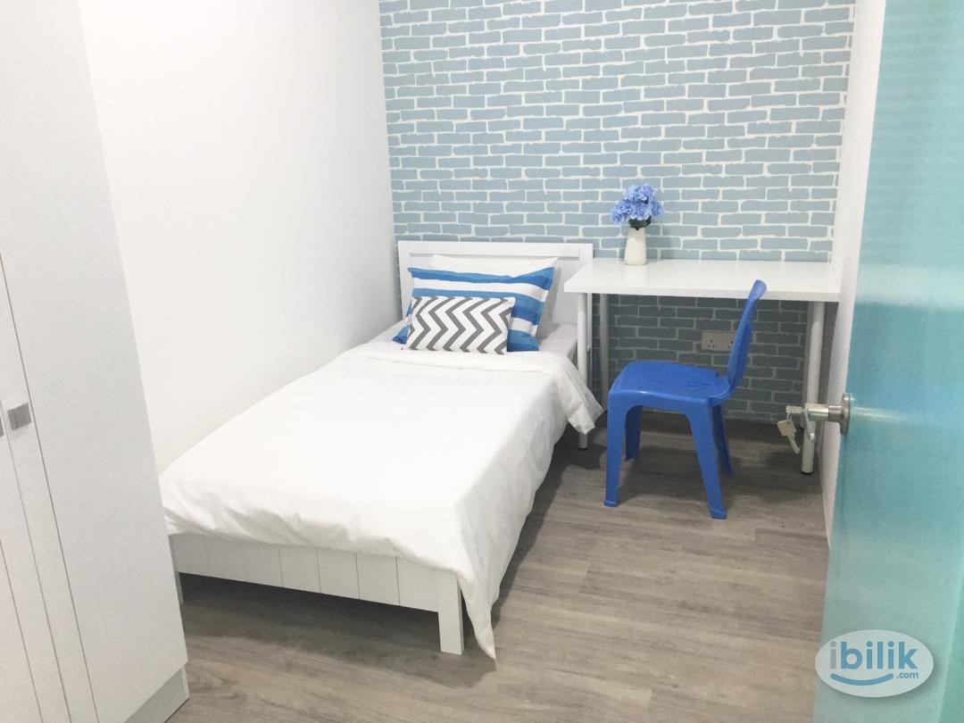 Fully Furnished Room for Rent Near Help University Subang 2 Subang