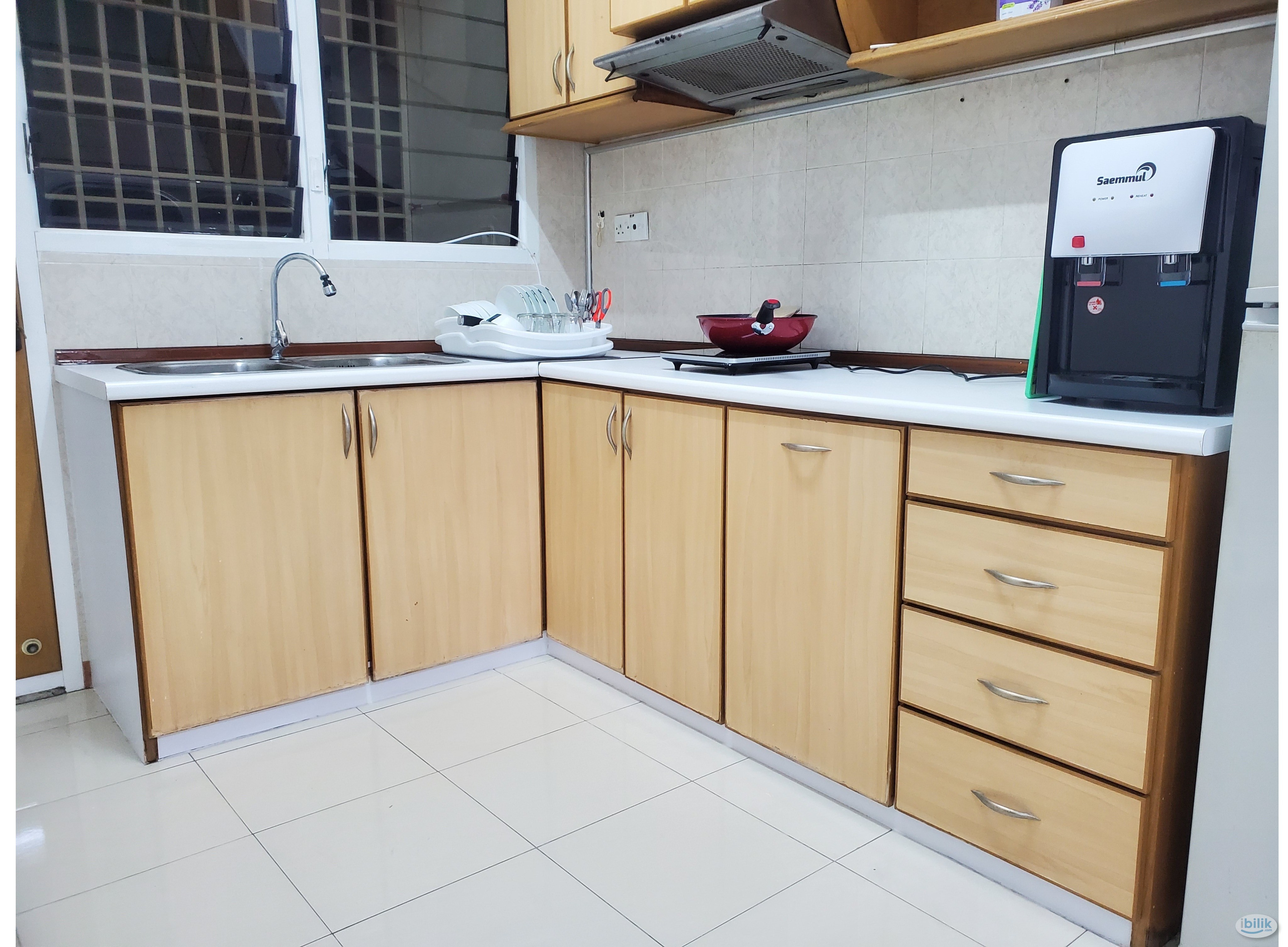 🔥BRAND NEW MIDDLE ROOM🔥 GURNEY PARK CONDOMINIUM Room For Rent in