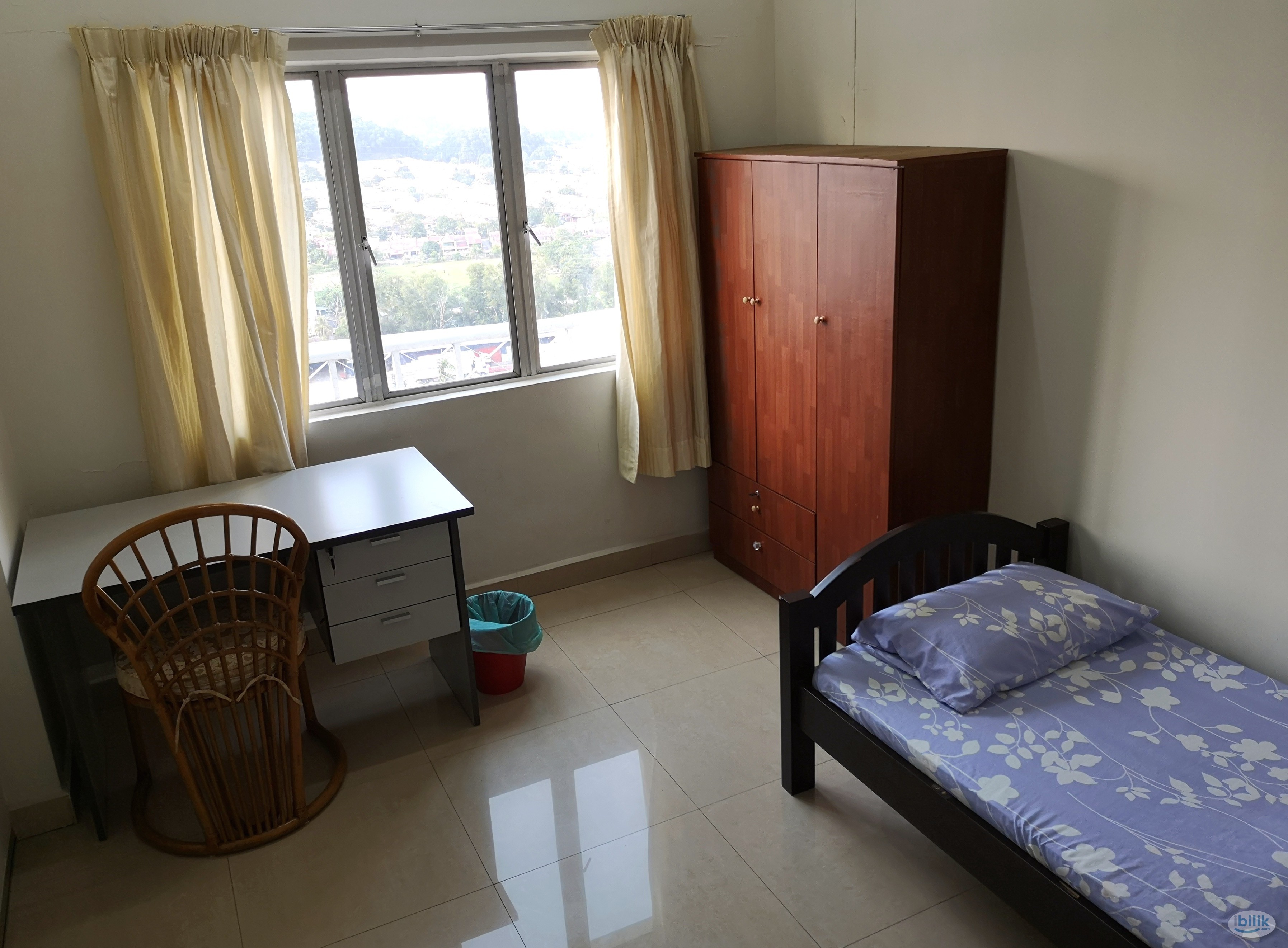 Single Room at Taman Impian Ehsan, Balakong Room For Rent in