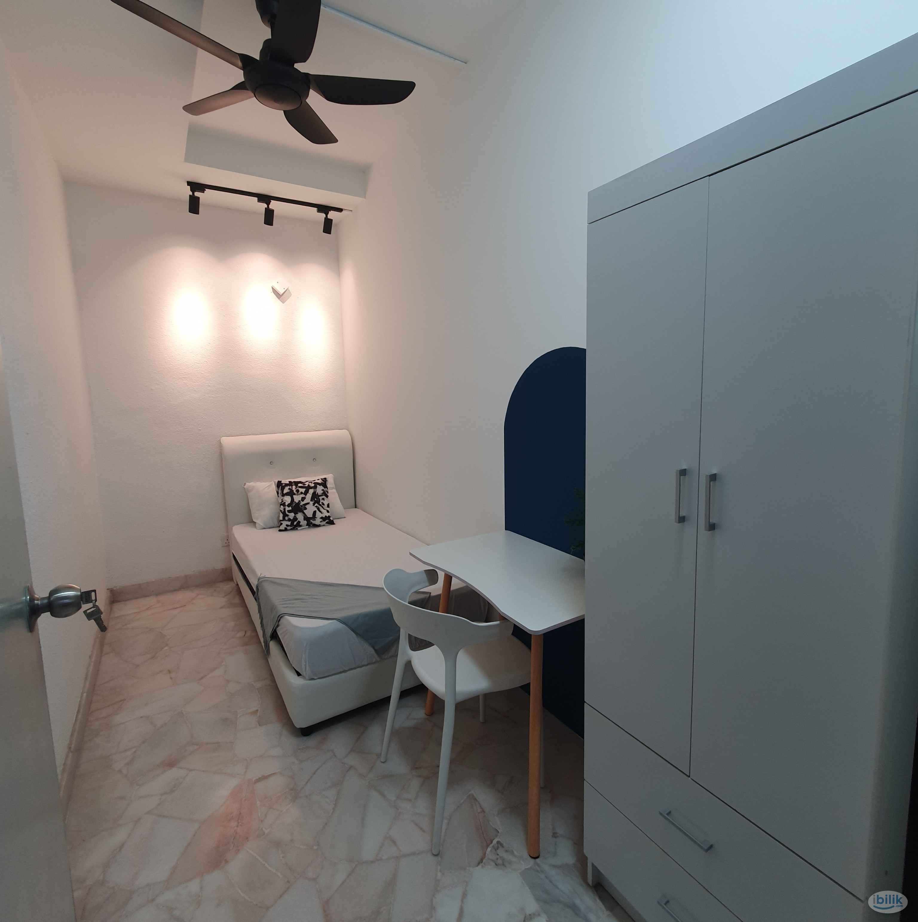 🌴🌟 Big Single Room for Rent Gurney 🌟🌴 Room For Rent in