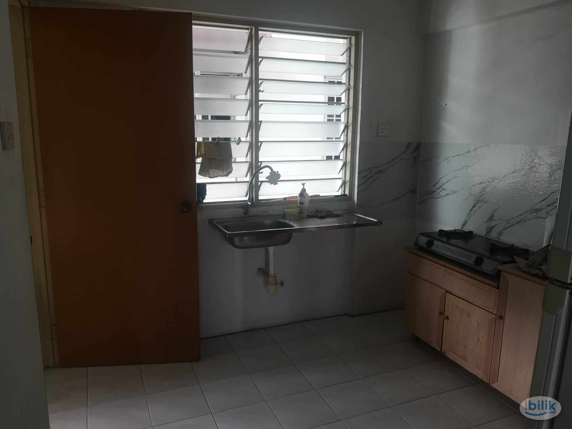 Taman Pekaka Apartment Sungai Dua, Gelugor (Near USM) Room For Rent in