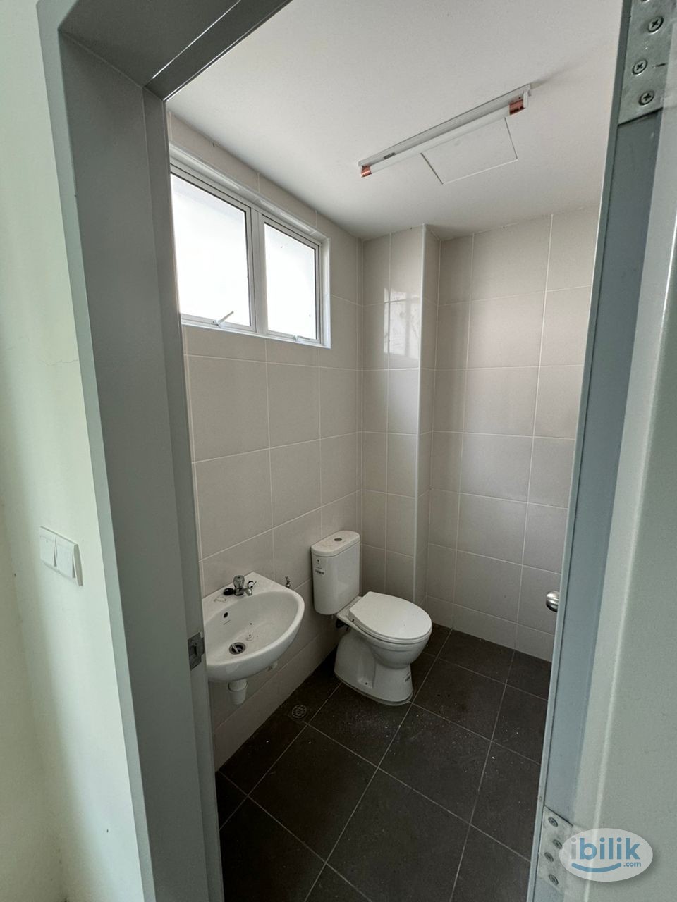 Image 4 of Master Room at Rain Tree 1, Simpang Ampat, Penang for RM700 ONLY - Room rental in 