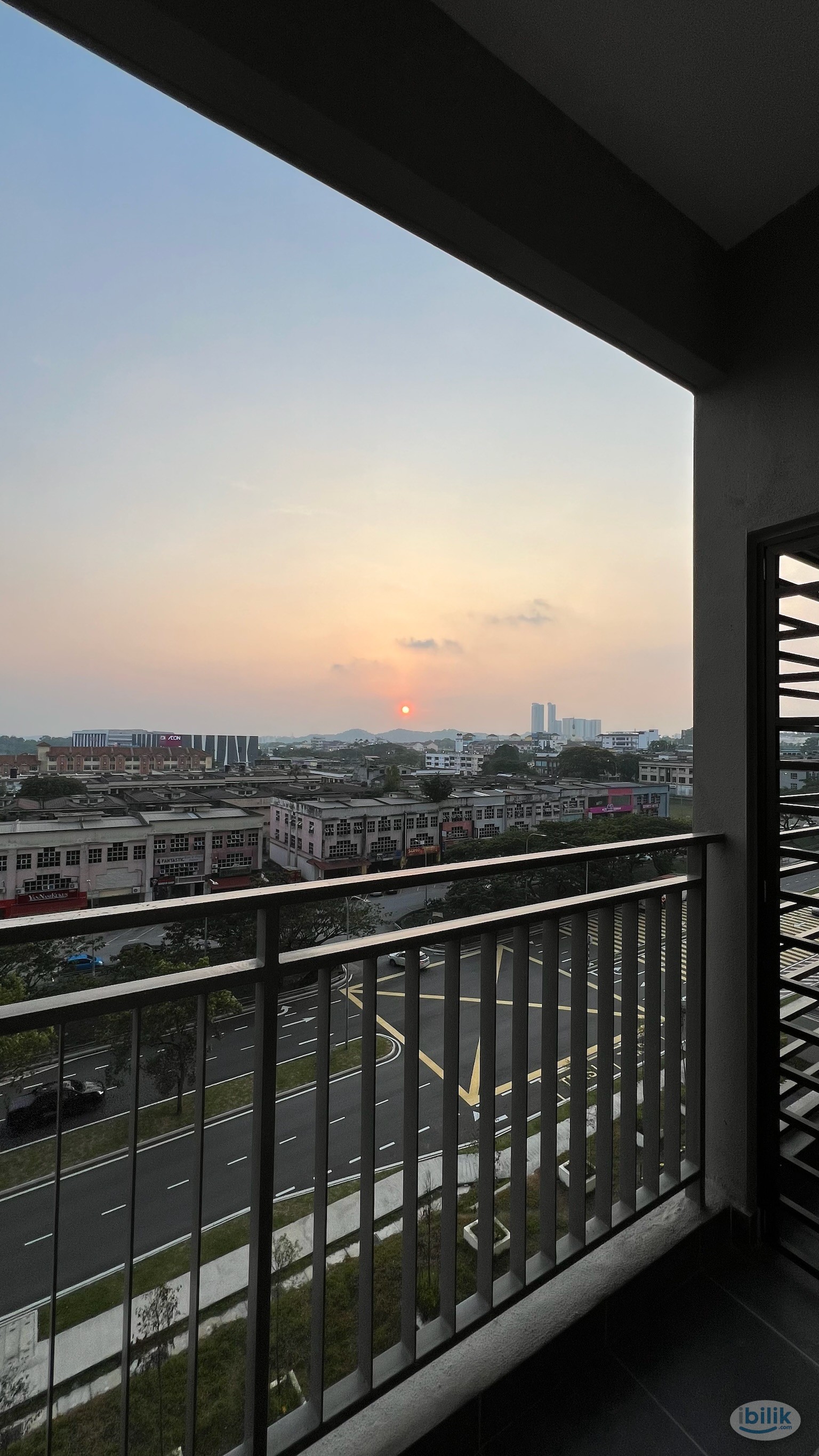 Middle Room at Nilai, Negeri Sembilan Room For Rent in