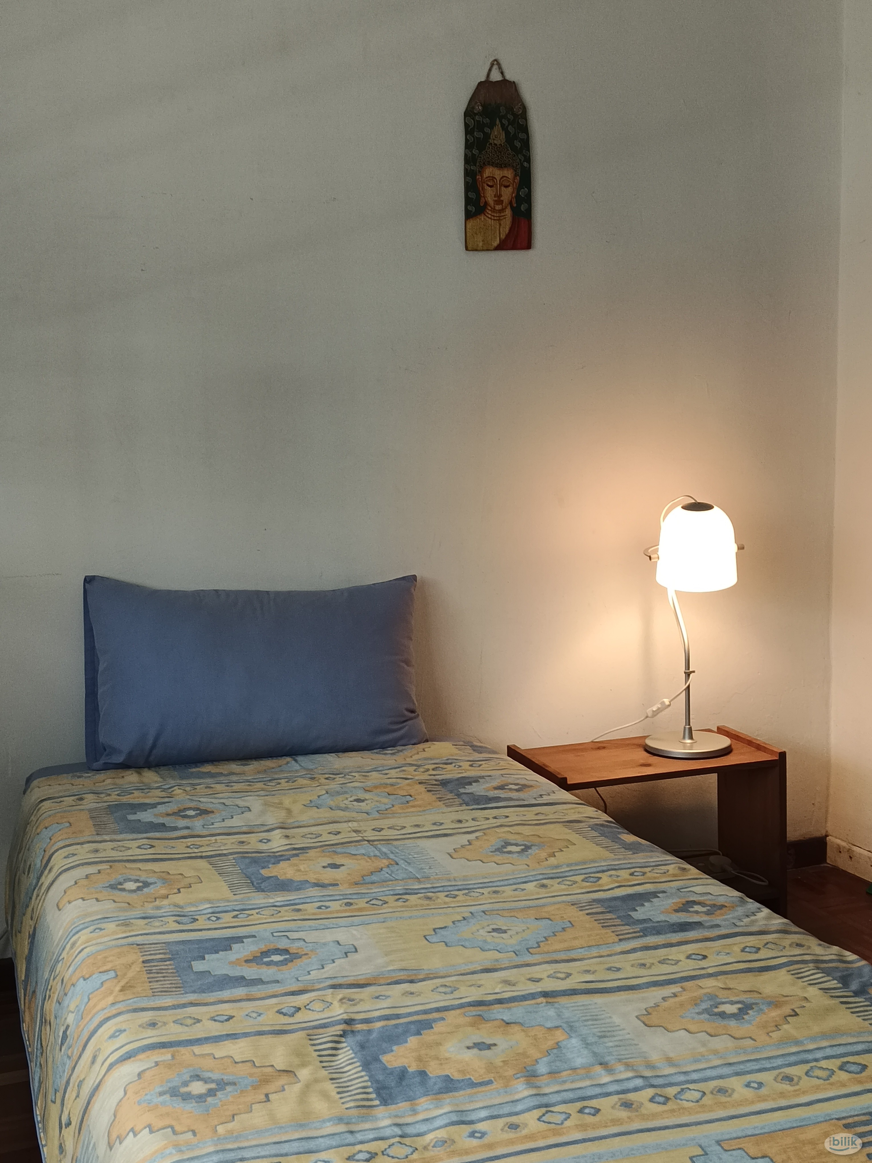 Image 2 of Single Room at Le Chateau 2, Low Deposit - Peaceful green area with sounds of nature - Room rental in 