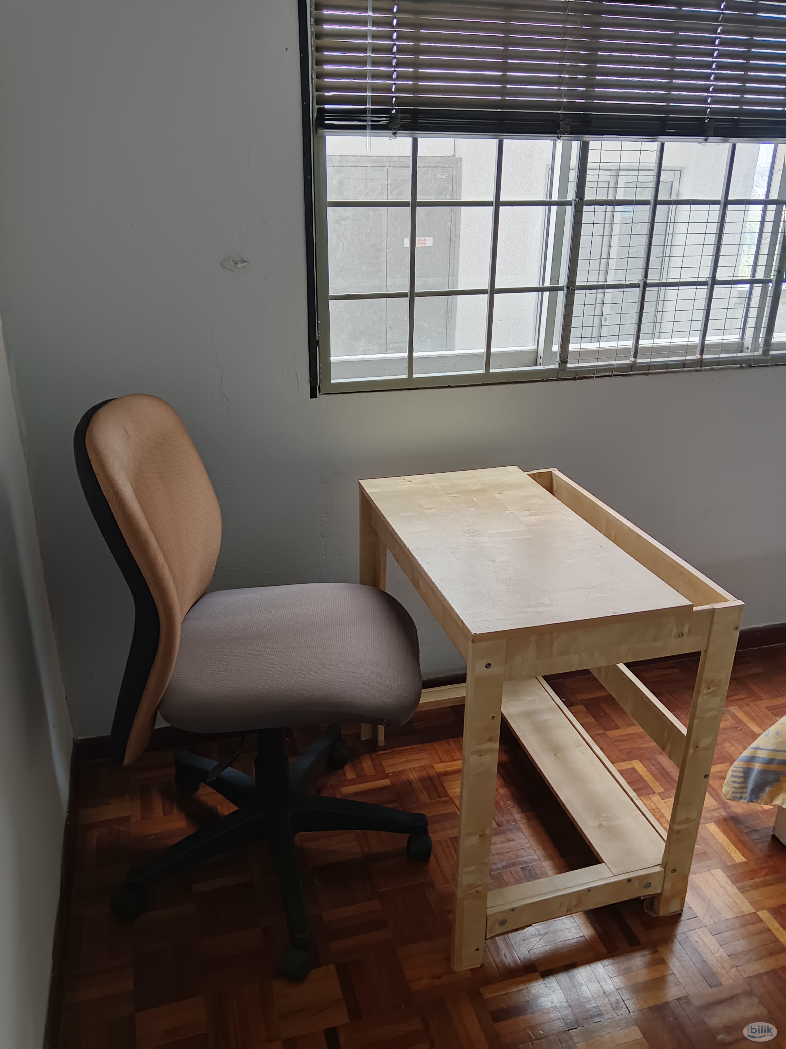 Image 1 of Single Room at Le Chateau 2, Low Deposit - Peaceful green area with sounds of nature - Room rental in 