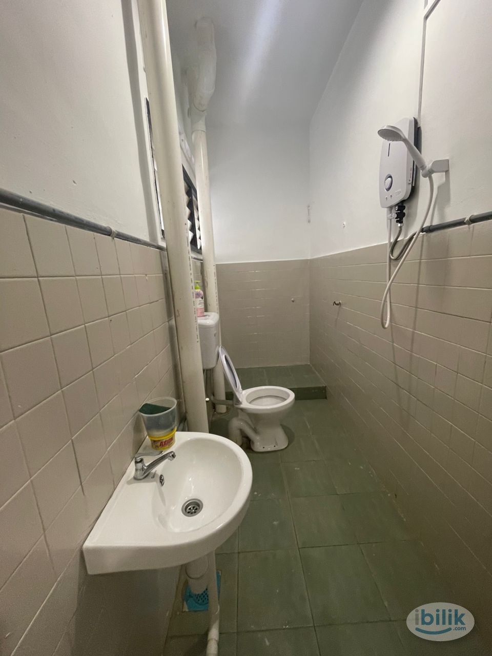 Image 3 of 👣lLOW DEPOSIT👣Middle Room Walking Distance to Johor Bahru Checkpoint, CIQ - Room rental in 