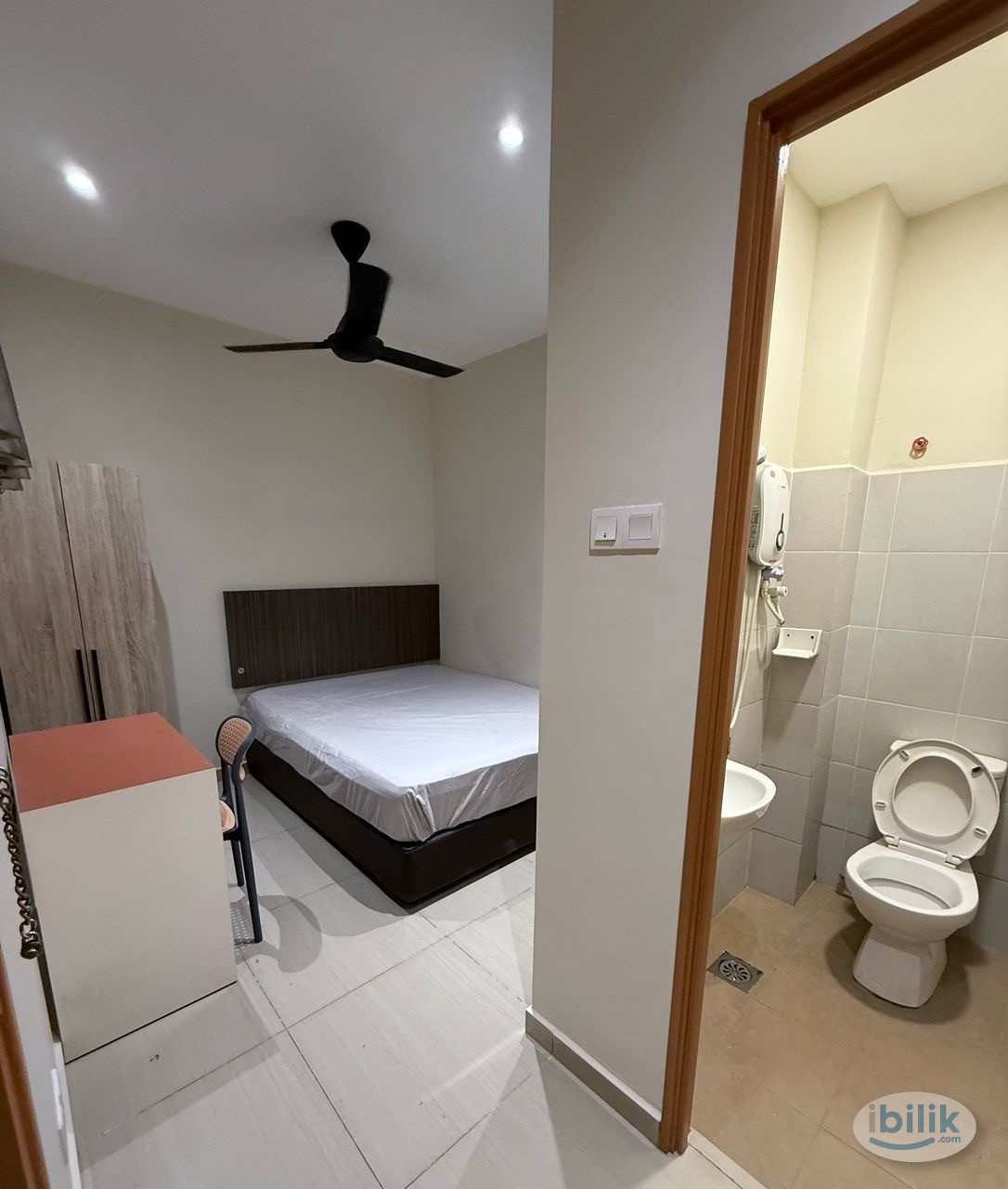 Image 1 of 😊ZERO DEPOSIT😊Master Room at  Johor Jaya , Johor - Room rental in 