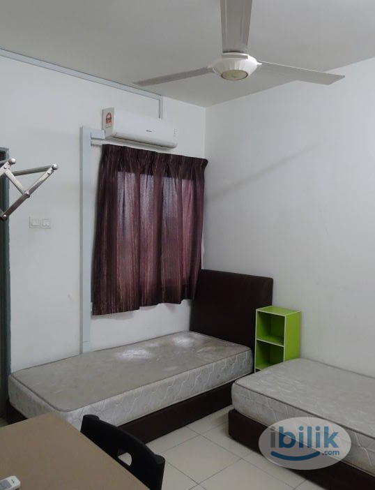 Image 1 of Master Room at Taman Serdang Raya, Seri Kembangan - Room rental in 