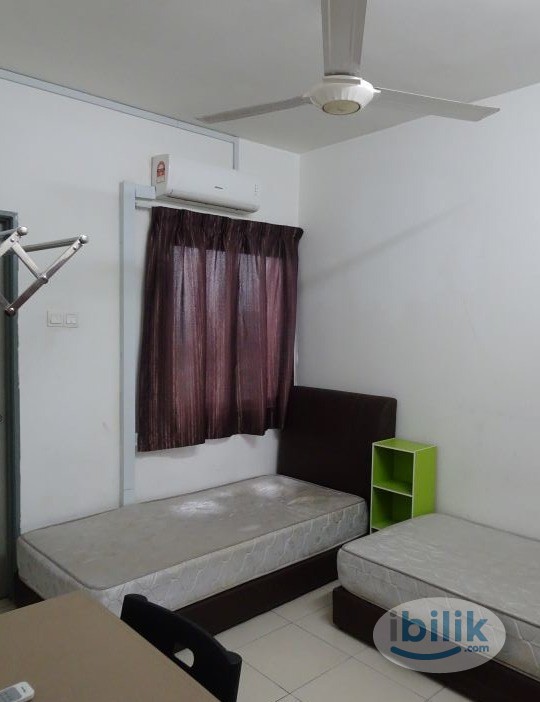 Image 1 of Master Room at Mutiara Residence, Seri Kembangan - Room rental in 