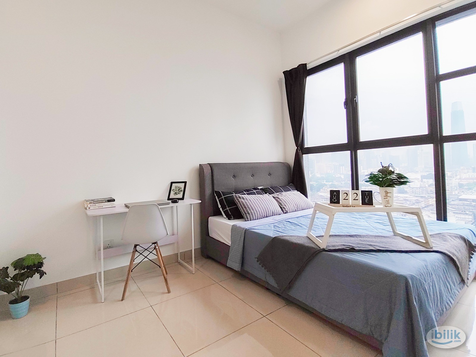 Trion KL Master bedroom for rent, direct shuttle bus to MRT Chan Sow ...