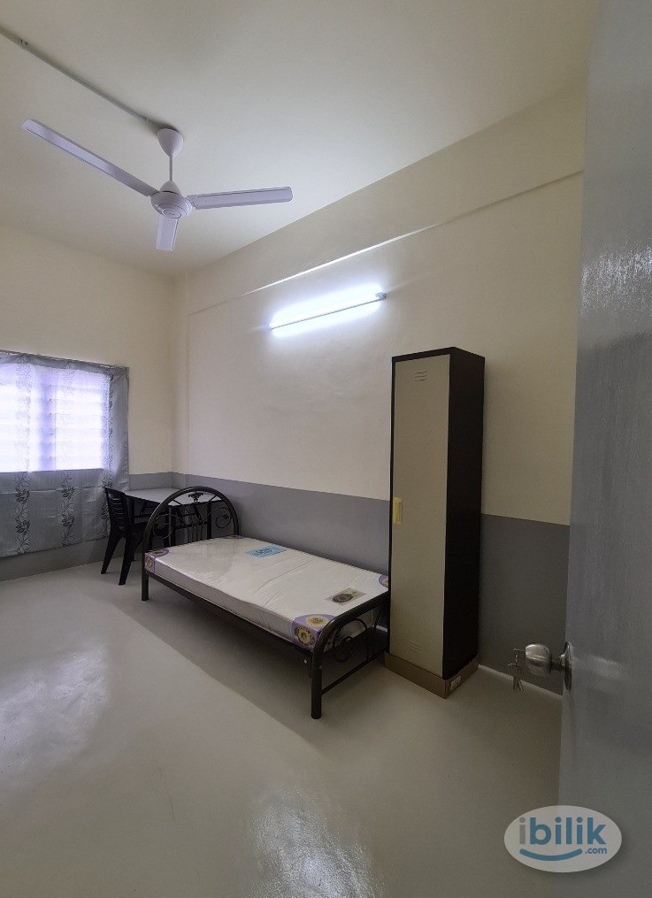 Single Room at Penang Room For Rent in