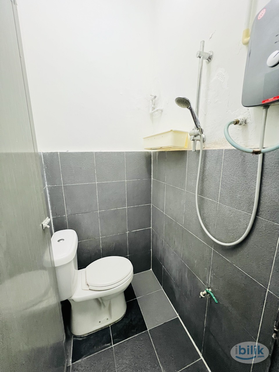 Image 3 of UCSI Twin Sharing Room: Private Bath & 800Mbps Unifi 🚀 - Room rental in 