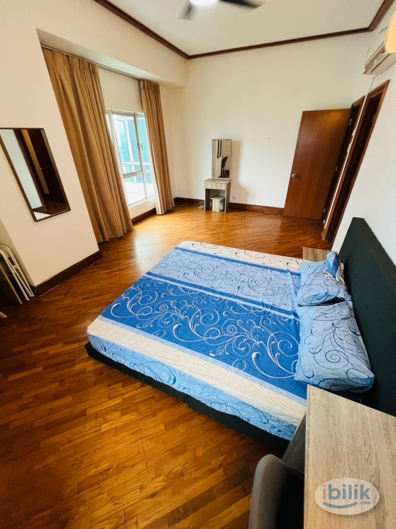 Corinthian Condominium KLCC,Master room with private bathroom Mix