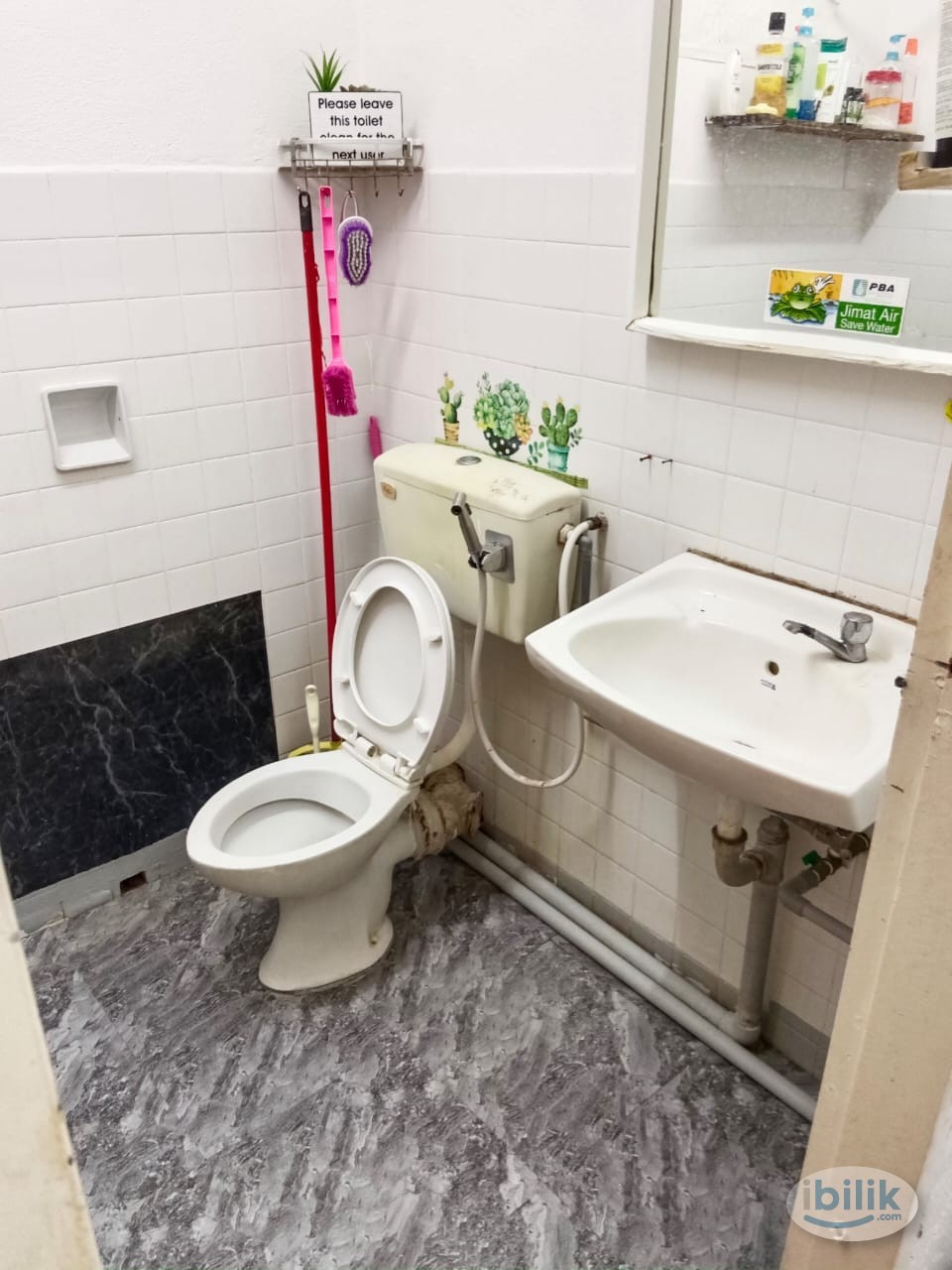 SINGLE ROOM NO AIR COND NEAR GURNEY PLAZA. Room For Rent in