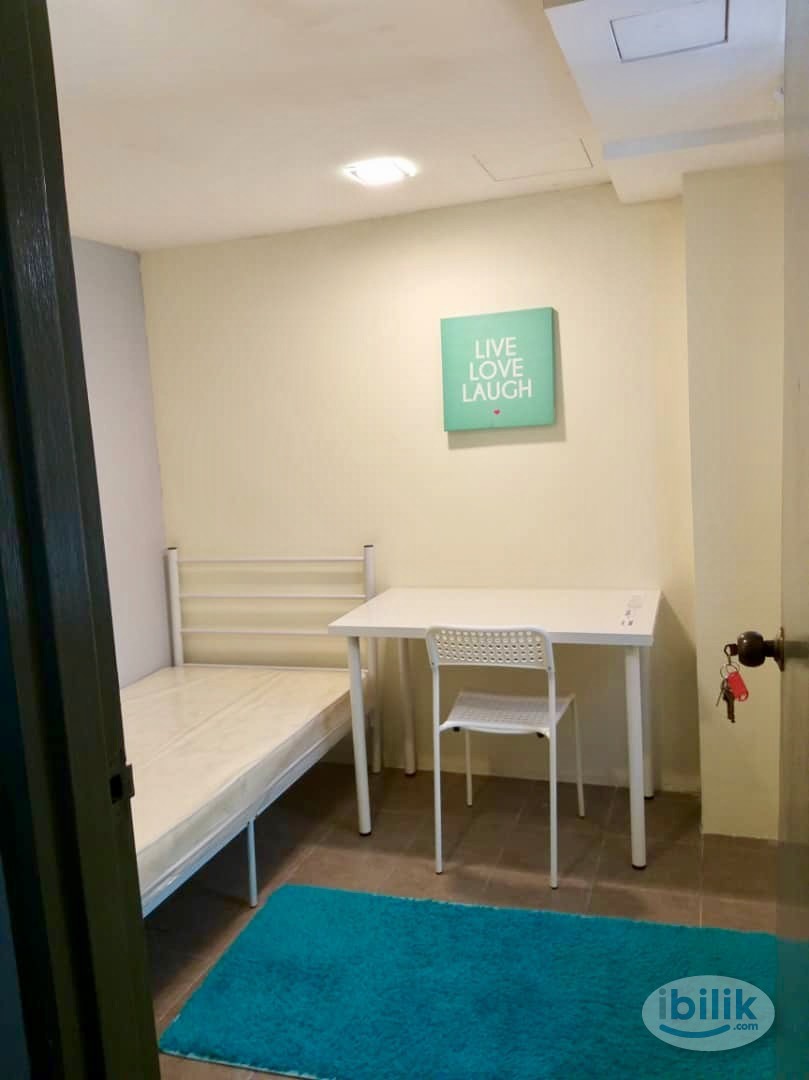 Room near 1 utama mrt Room For Rent in