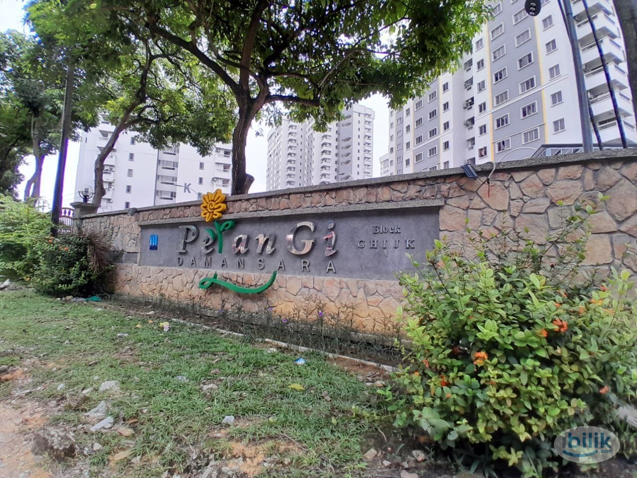 Image 3 of [Pelangi Apartment] Mixed Gender Unit👩Single Room with Fans & Window Near IPC, The Curve, Ikea, One Utama, MRT Mutiara Damansara - Room rental in 