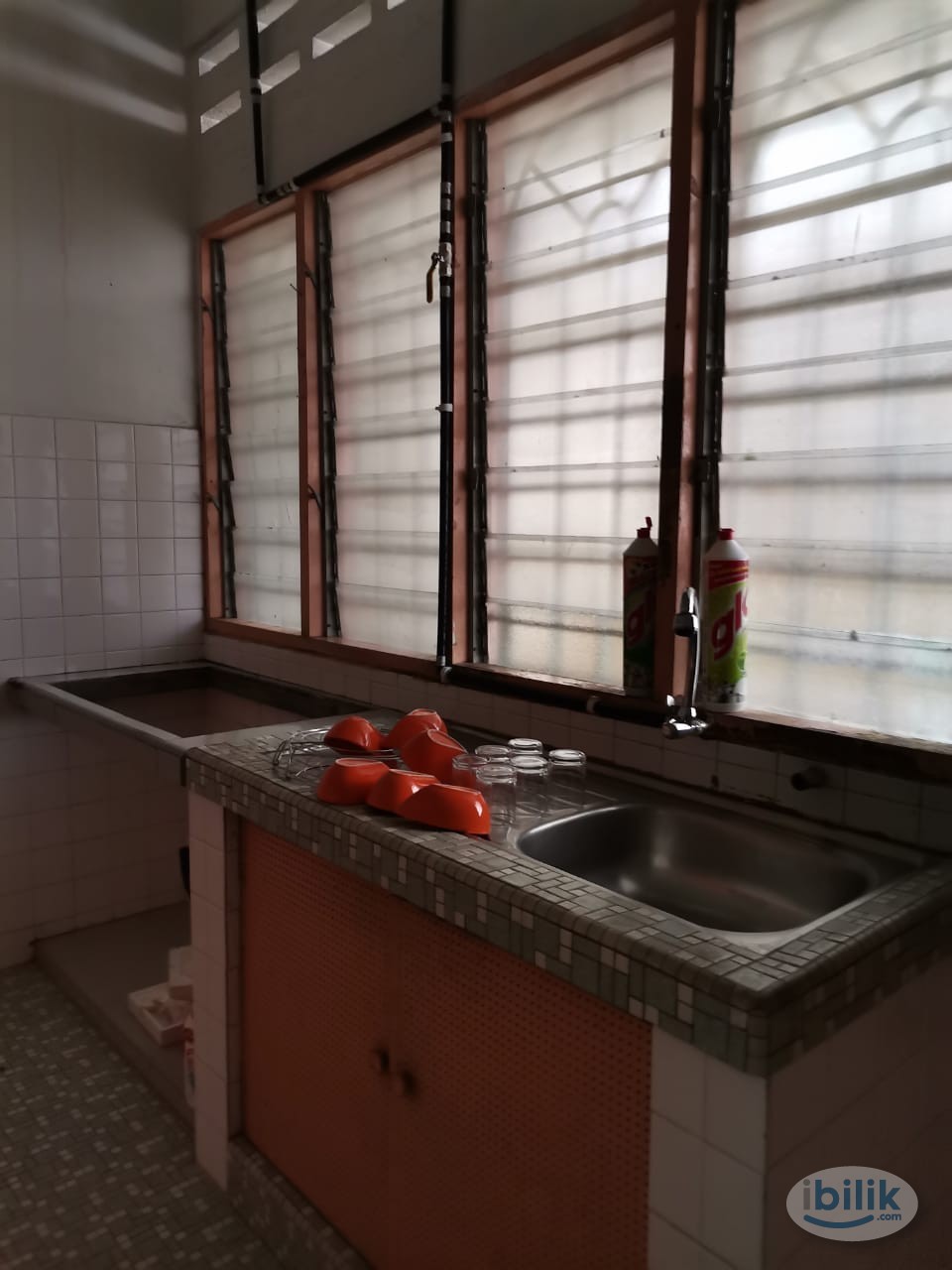 Image 1 of BILIK MEDIUM Berdekatan Bangsar Village - Room rental in 