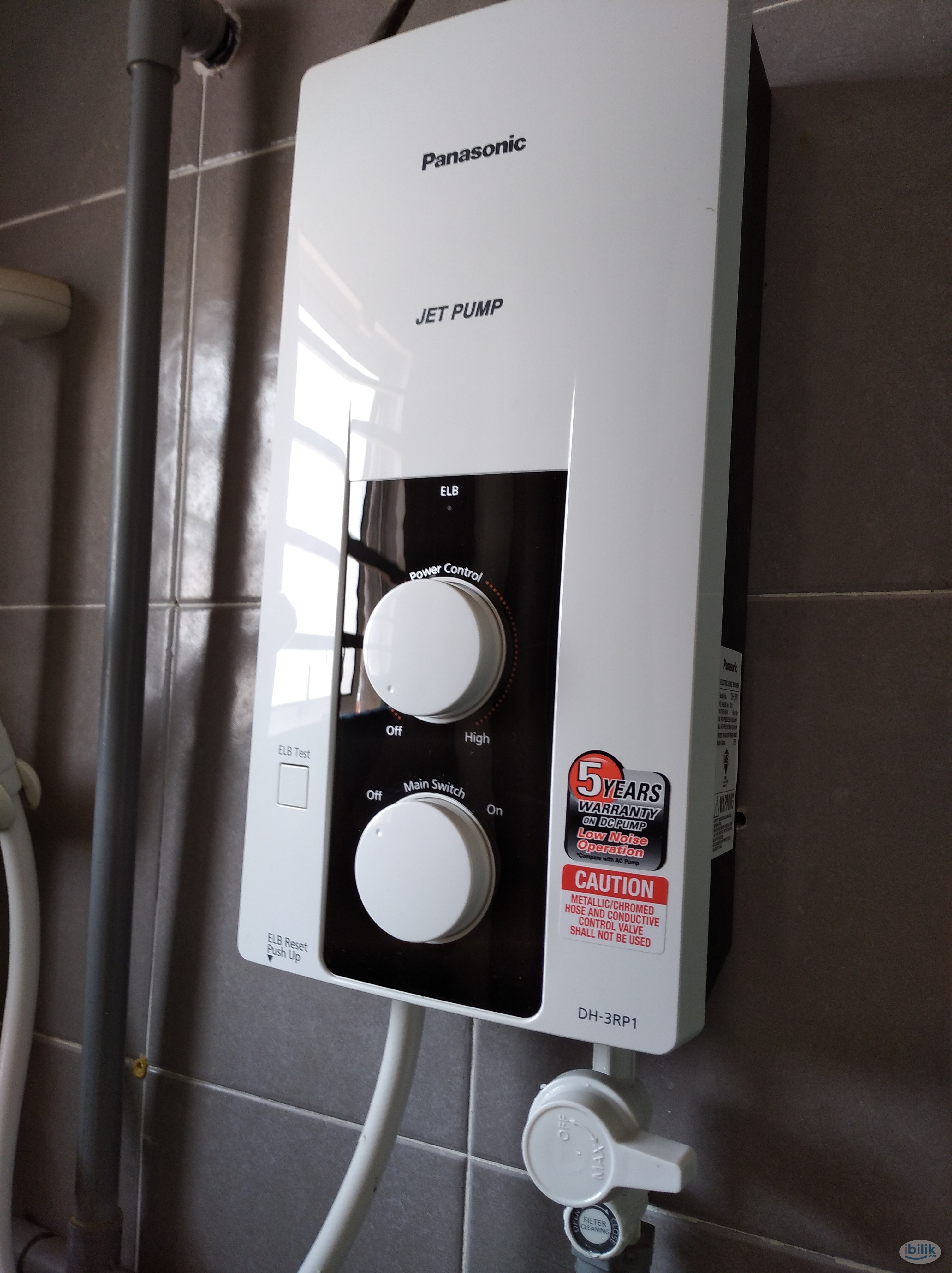 Master room with personal bathroom at Taman Klang Utama nr Bandar bukit