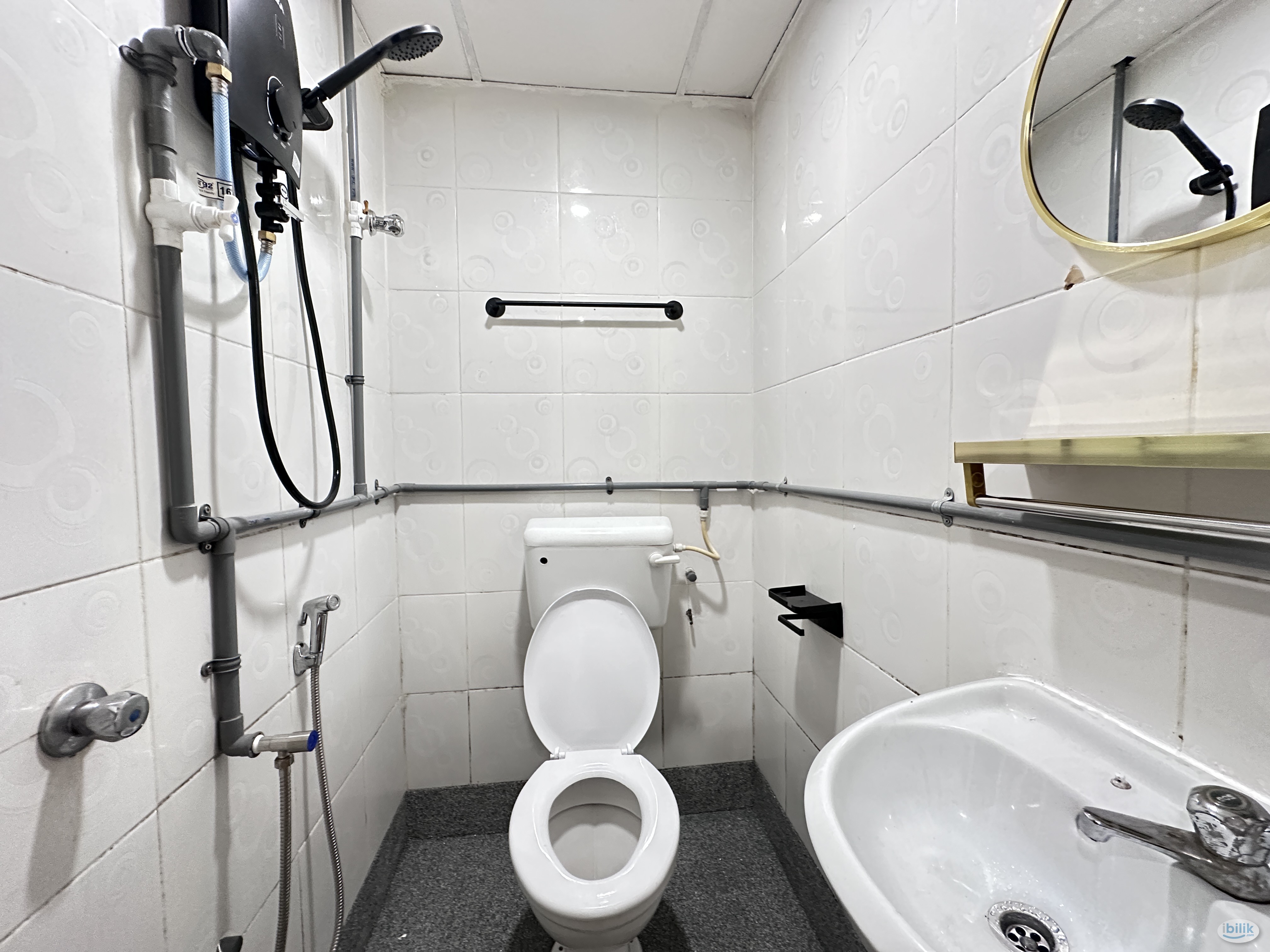 Image 4 of Near KL Sentral 🚆 Zero Deposit Room for Rent at Brickfields - Room rental in 