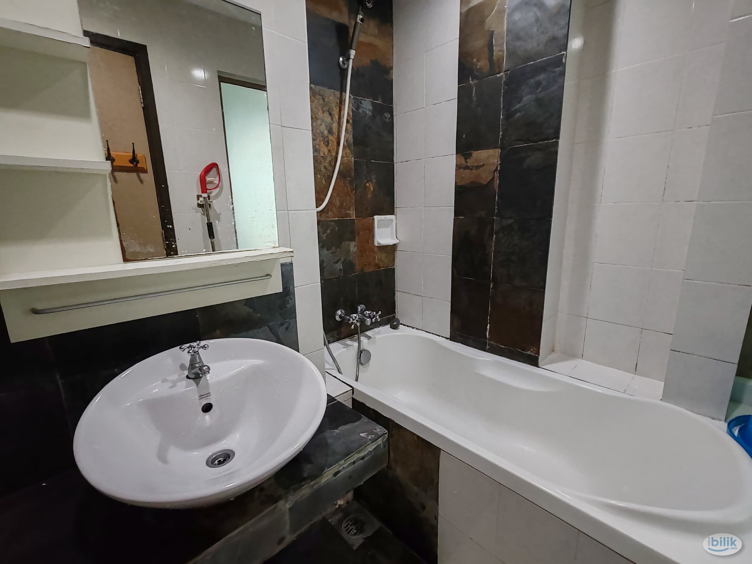 Image 3 of Studio at Ritze Perdana 1, Damansara Perdana, Ikea Damansara, IPC Mall, The Curve, MRT Mutiara Damansara - Room rental in 