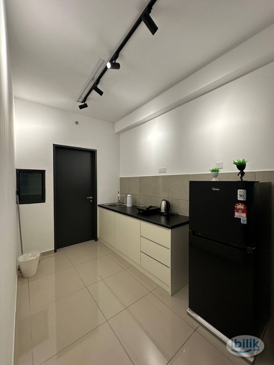 Image 3 of Single Room at D'Quince Residence, Damansara Perdana, The Curve, IPC Mall, Ikea MRT Mutiara Damansara, Dataran Sunway Mont Kiara, LDP - Room rental in 