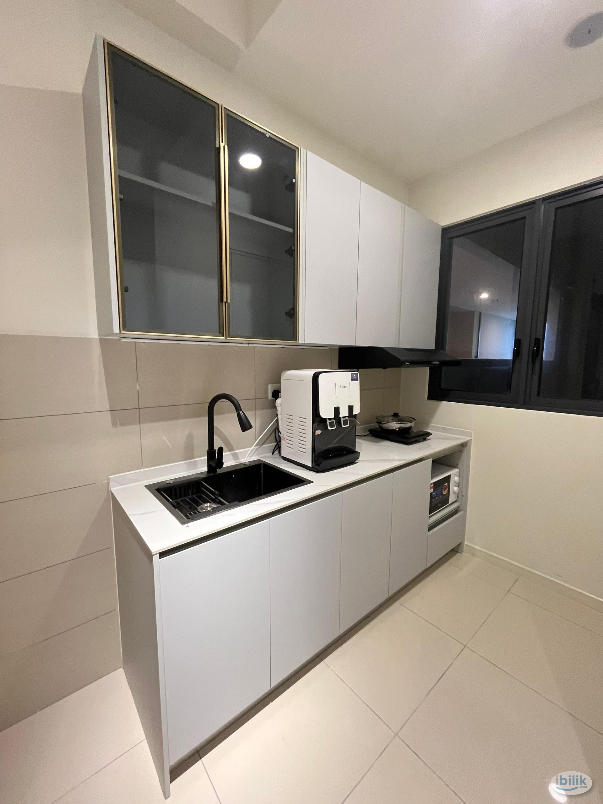 Image 5 of 📍Fully Furnished Medium Room at Sunway Avila Residence – Enjoy 1 Month Free Rental !📍 - Room rental in 