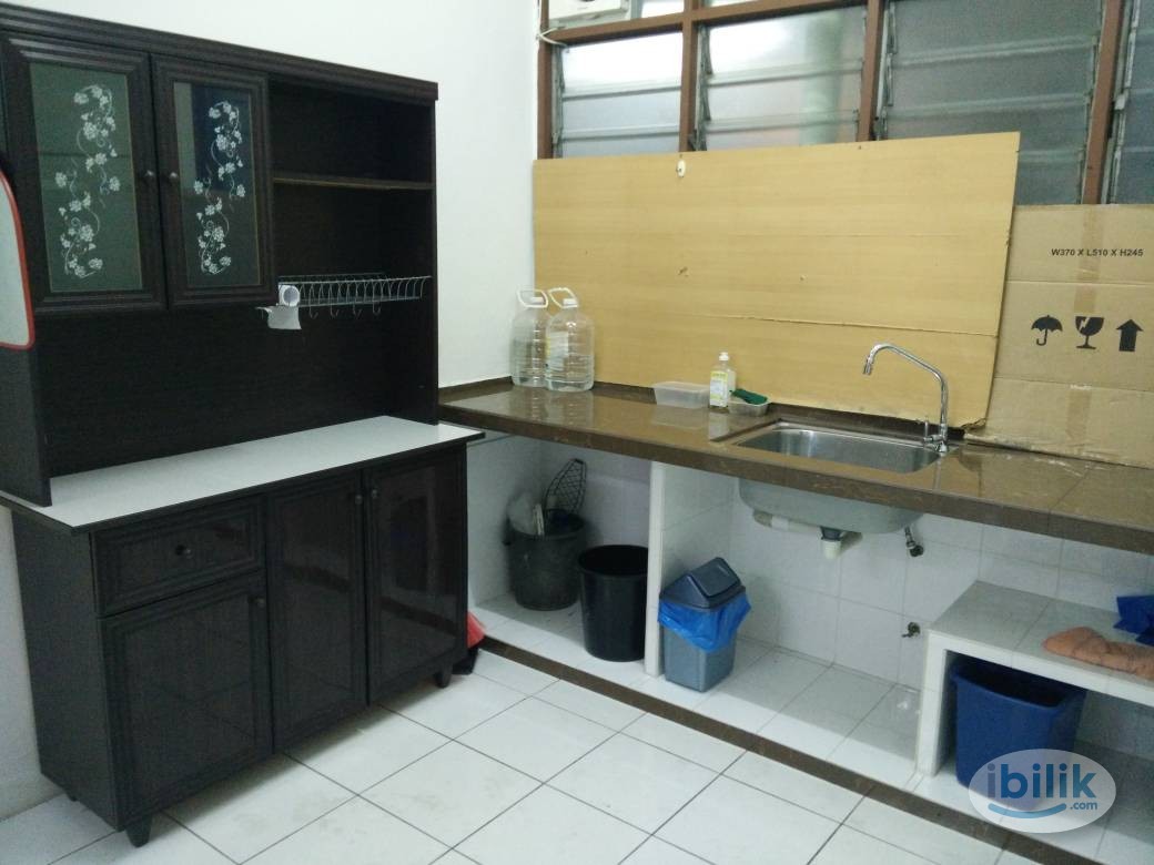 Image 3 of Single Room at Taman Jubilee, Bukit Jambul / USM - Room rental in 