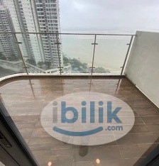 Image 4 of Big Balcony Room (sea view) near CIQ - country garden danga bay - Room rental in 