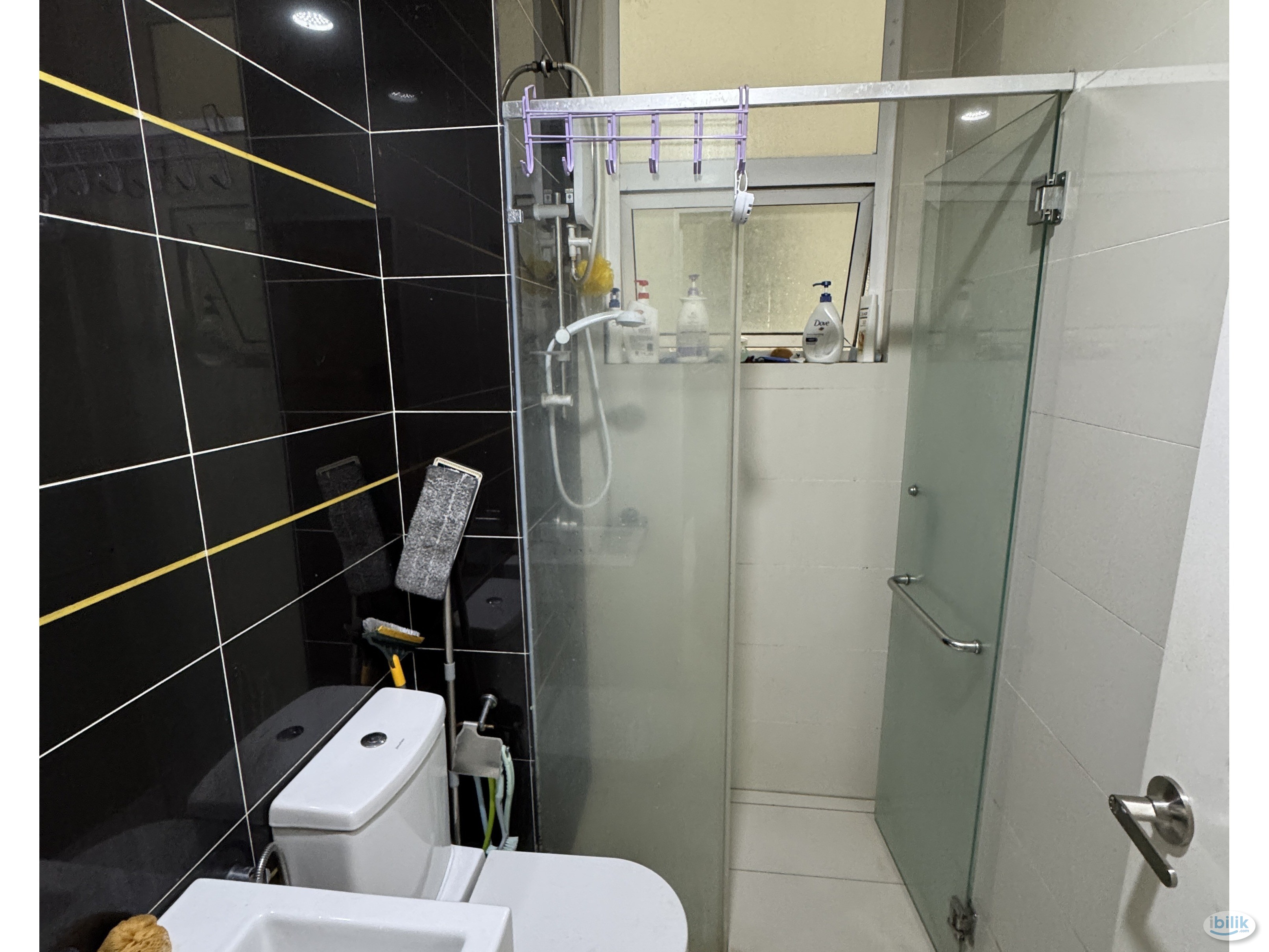 Image 2 of Just 8 MINS Walking To IOI PUCHONG MALL @ Skypod Residence - Room rental in 
