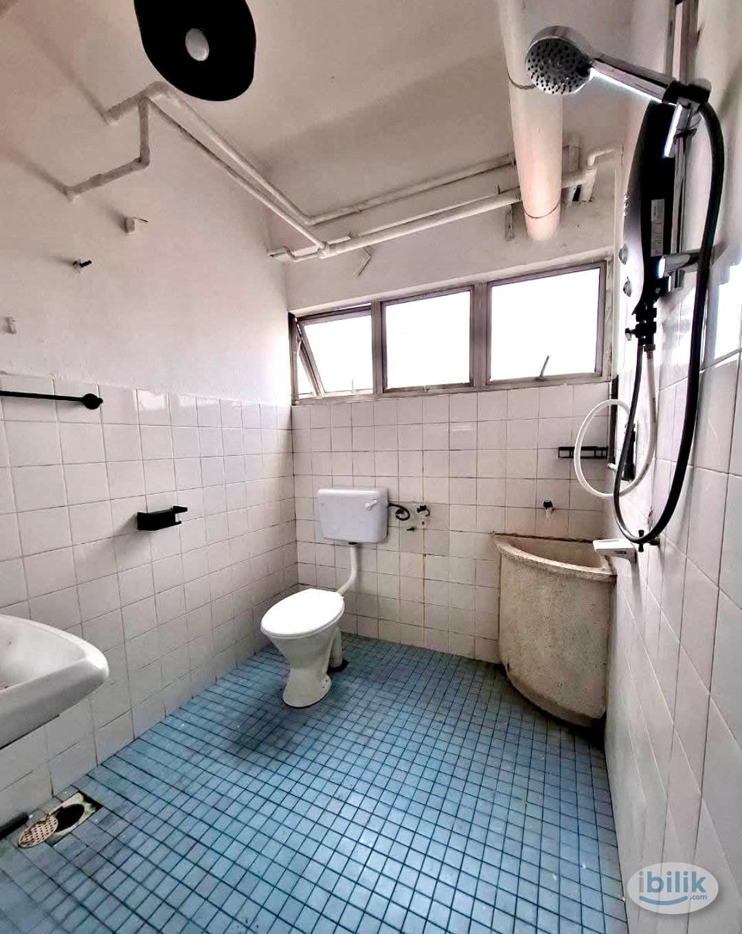 Image 2 of 🏡Zero Deposit Co-Living Room at at Q Onn,Seri Kembangan 💥 - Room rental in 