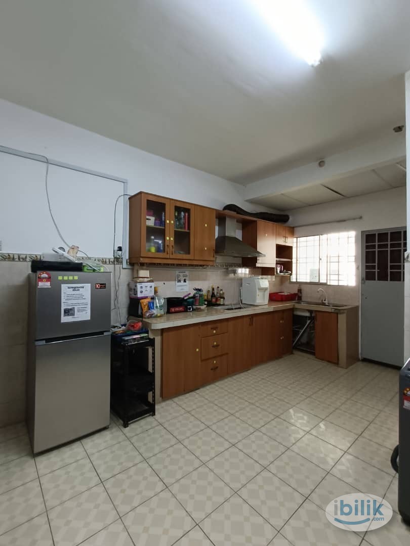 Image 2 of 🏠🌟 male unit in SS15 available! Utilities included (except aircon ❄️). Conveniently located within walking distance to SS15 LRT station 🚉 - Room rental in 