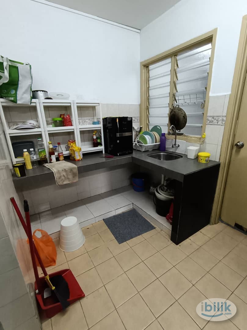 Image 4 of Single Room Male at Flora Damansara, Damansara Perdana near Empire City 1 Utama IKEA Mont Kiara TTDI - Room rental in 