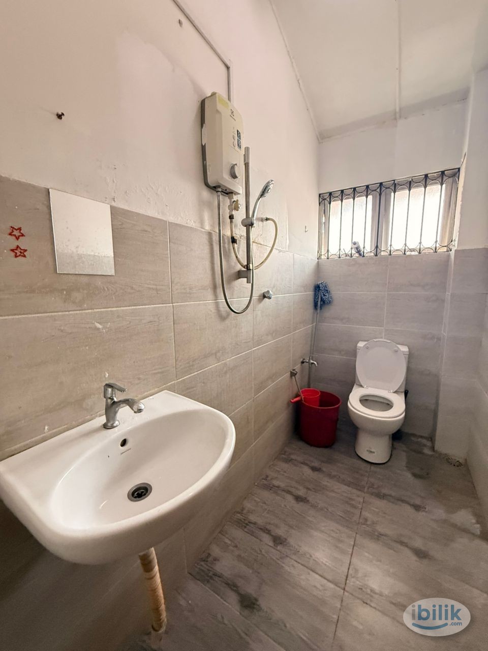 Image 5 of Female😍Near LRT Taman Bahagia Walking 6 Min😉🔥Zero Deposit&Zero Move In Fees Promotion🌟📍Free Wifi Fully Furnished😎 - Room rental in 
