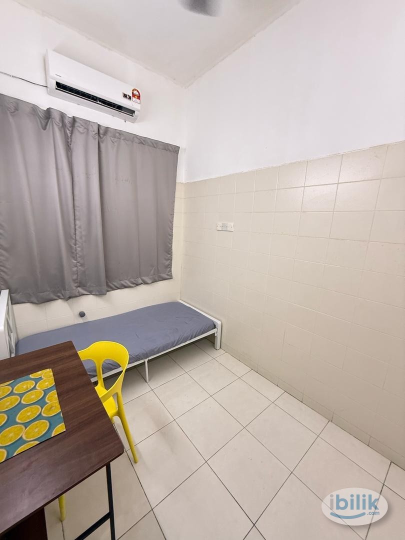Image 2 of 🏨  HOT Promo 🏨  Low Depo Single Room for Rent at Kota Kemuning, Shah Alam - Room rental in 