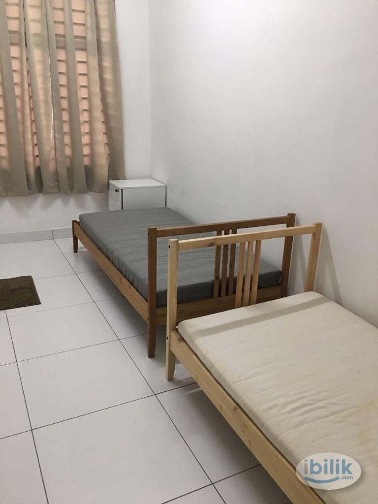 Middle Room at Setia Tropika, Johor Bahru - Room For Rent in